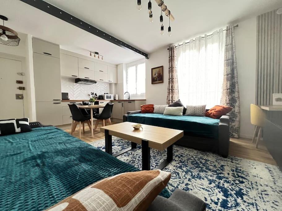 Proche De Paris, Parking Prive Apartment Le Kremlin-Bicetre Exterior photo