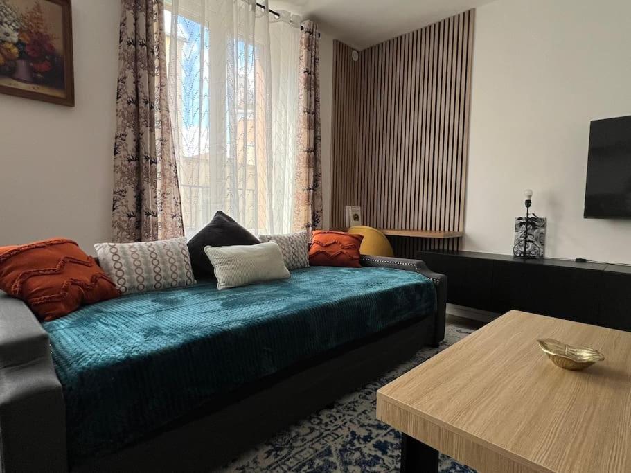 Proche De Paris, Parking Prive Apartment Le Kremlin-Bicetre Exterior photo