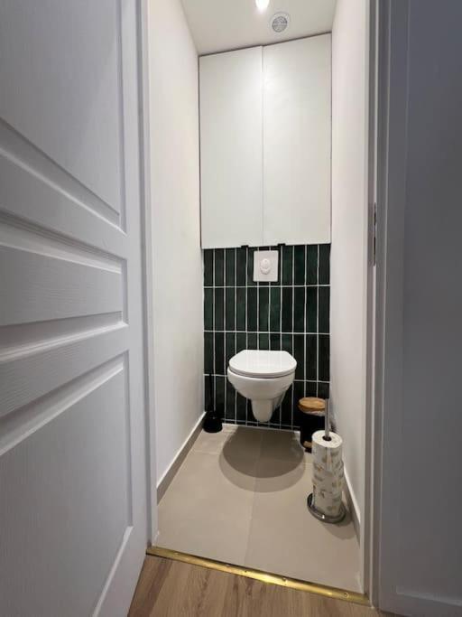 Proche De Paris, Parking Prive Apartment Le Kremlin-Bicetre Exterior photo